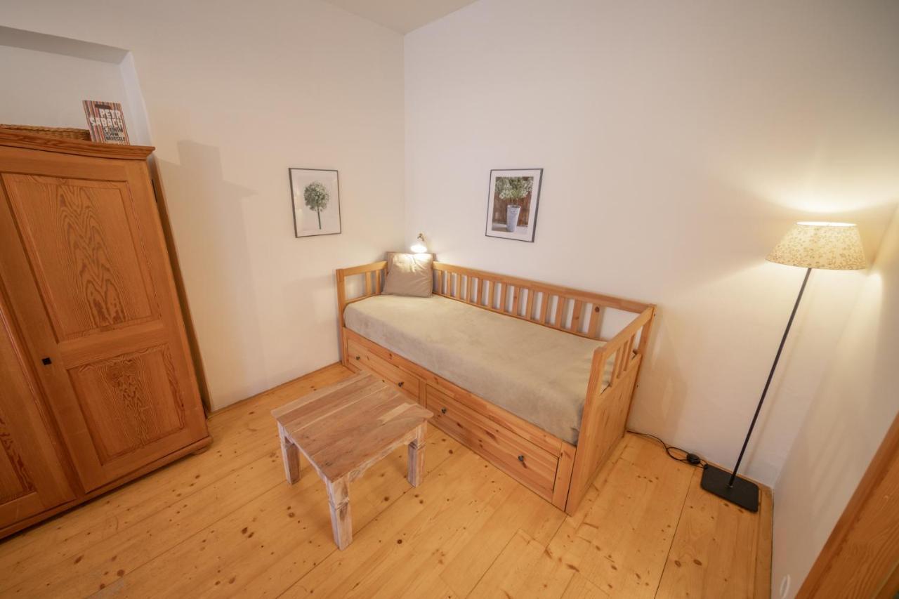 Apartment Ve Mlyne Teplice nad Metují Eksteriør billede